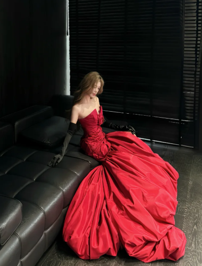 Classy Mermaid Strapless Pleated Satin Without Gloves Long Prom Dress, Evening Dress