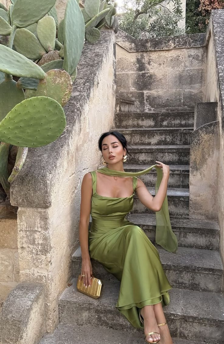 Elegant Green Satin Mermaid Long Wedding Guest Dress Birthday Party Dress