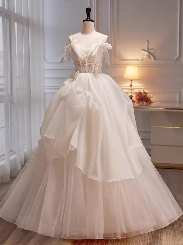 Modest Ball Gown Off The Shoulder Short Sleeves White Tulle Long Prom Dress