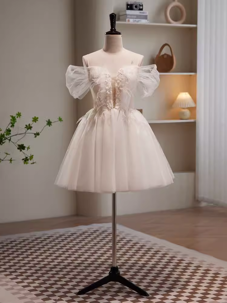 Modest Ball Gown Off The Shoulder White Tulle Birthday Outfits Homecoming Dress