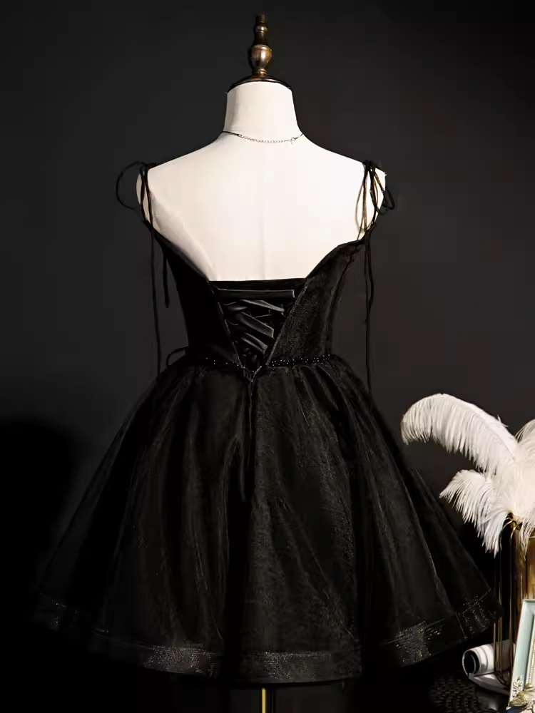 Modest Ball Gown Spaghetti Straps Black Tulle Birthday Outfits Homecoming Dress