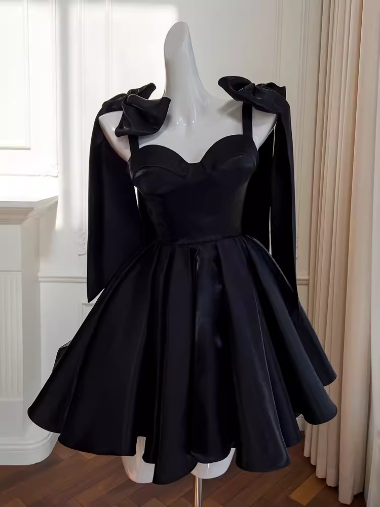 Sexy A line Straps Black Satin Birthday Outfit Homecoming Dresses