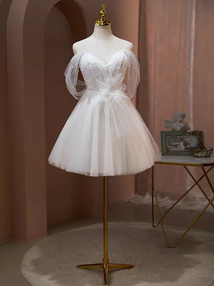 Sexy A line Off The Shoulder Tulle White Short Homecoming Dresses