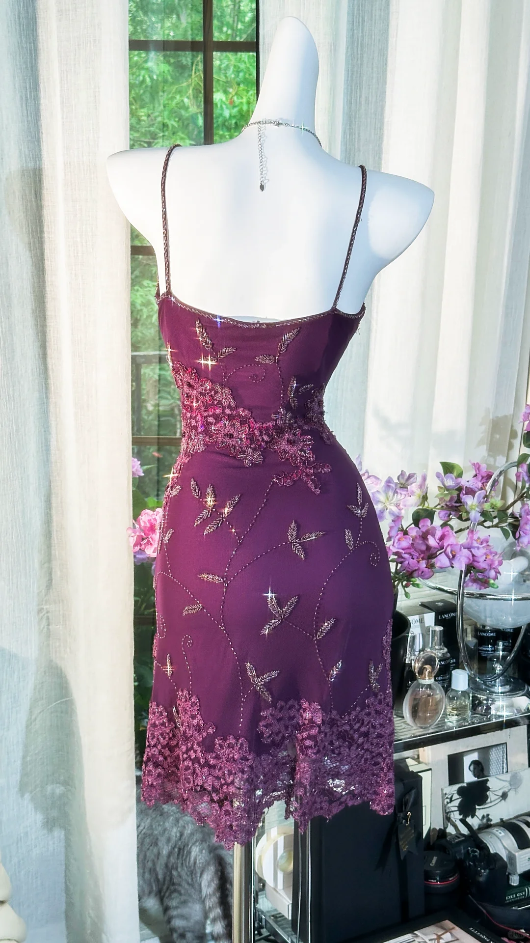 Charming Purple Straps Lace Beaded Sheath Short Birthday Outfits Cocktail Dress 7th Grade Homecoming Dress