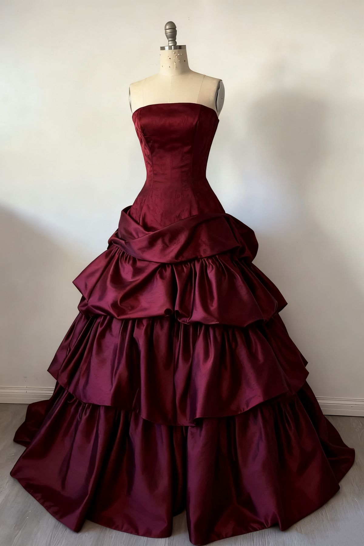 Fashion Strapless Ball Gown Burgundy Satin Layered Long Party Dress Evening Gown
