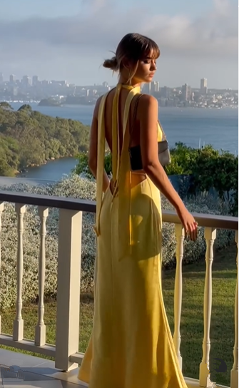 Sexy Deep V Neck Halter Evening Gown Yellow Formal Prom Party Dress