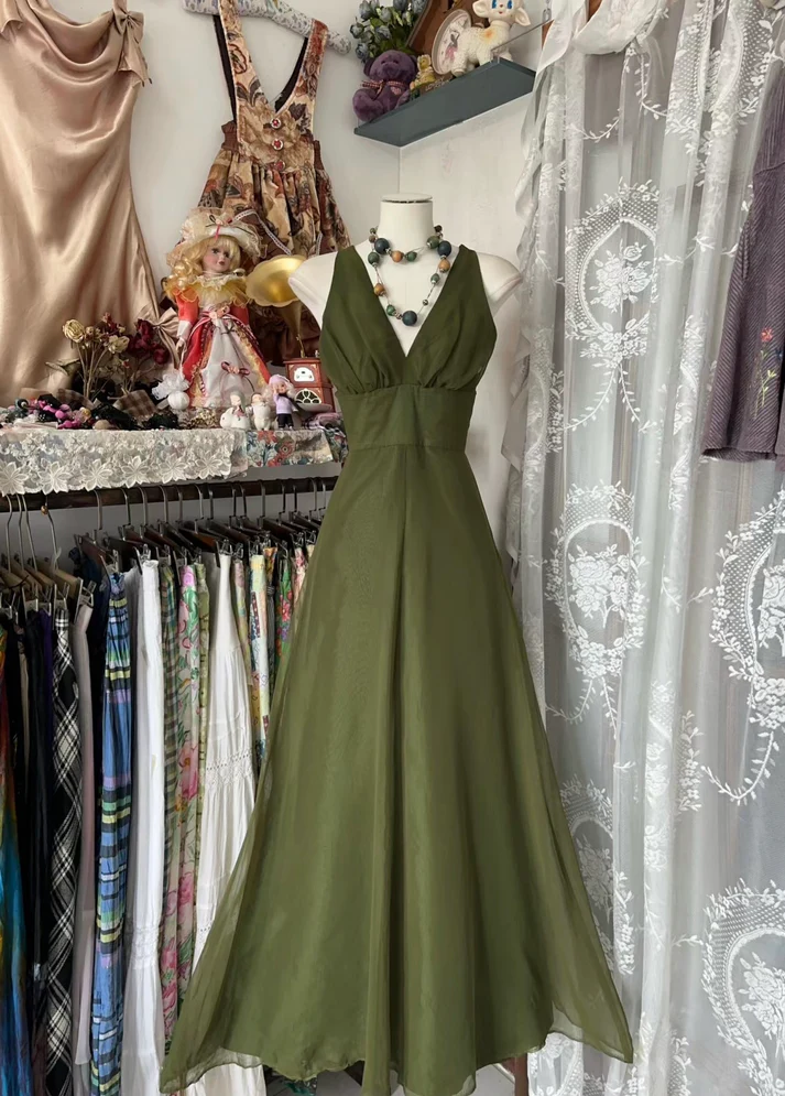 Vintage Green V Neck A Line Prom Dress Formal Party Dress
