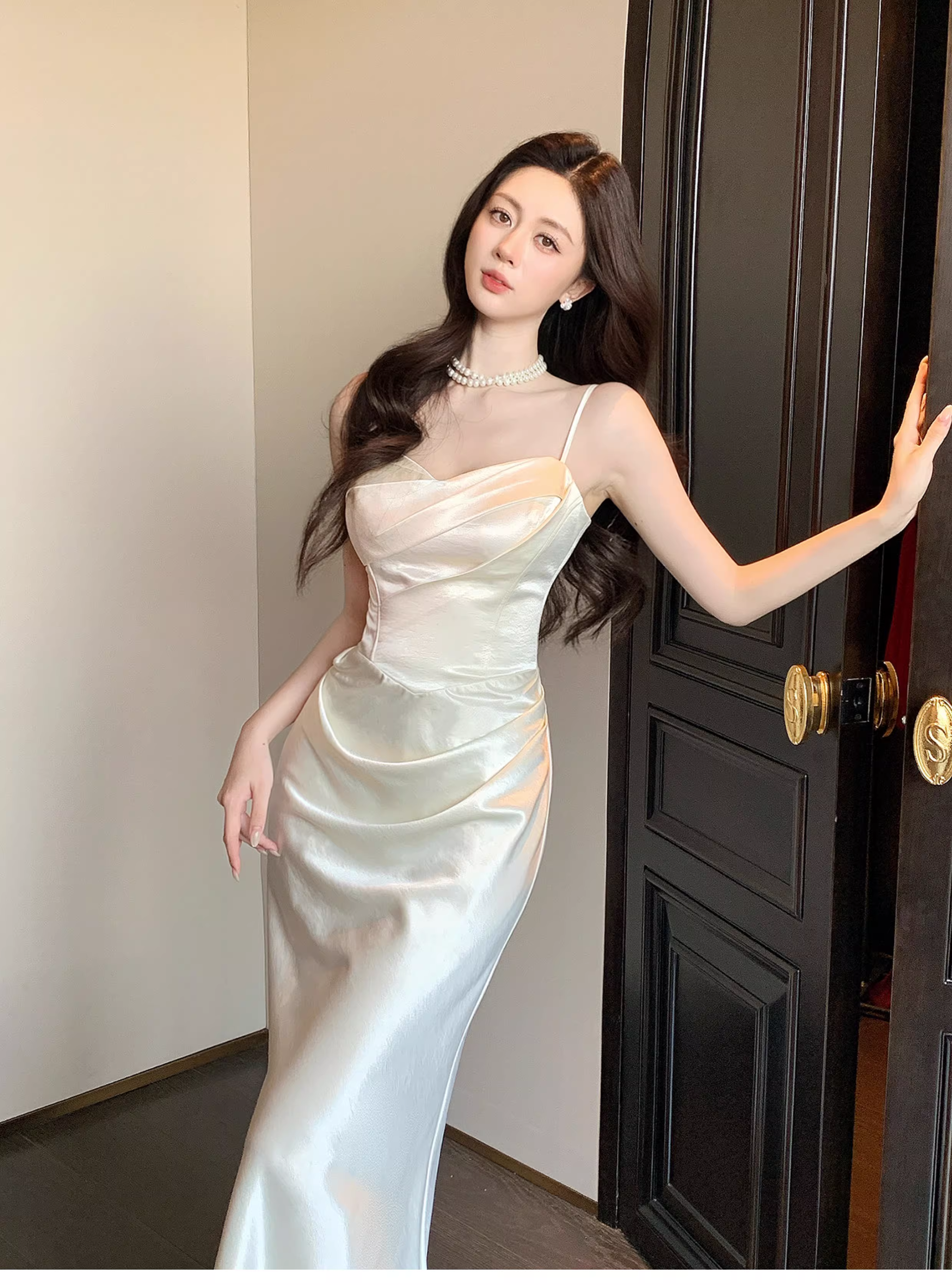 Classy Spaghetti Straps White Satin Pleated Mermaid Long Evening Dress Formal Wedding Guest Dress