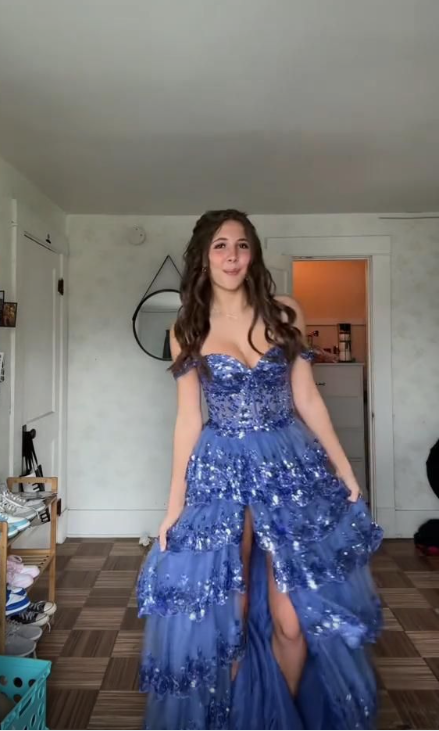 Pretty Blue Tulle Sequins Layered Prom Dress Long Slit Party Evening Gown
