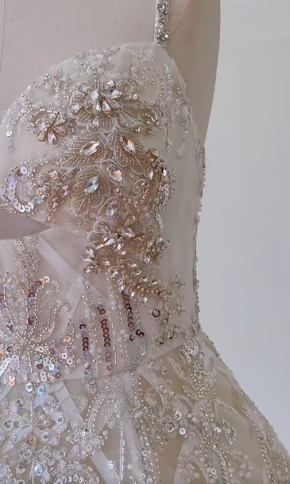 Gorgeous Spaghetti Straps Tulle Beaded Homecoming Dress White Short Birthday Outfits Wedding Dress