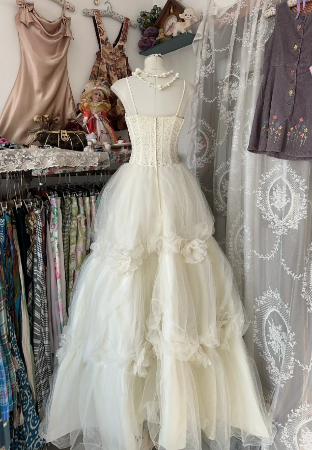 Classy Spaghetti Straps Beige Tulle Layered Flowers A Line Long Prom Dress Party Dress