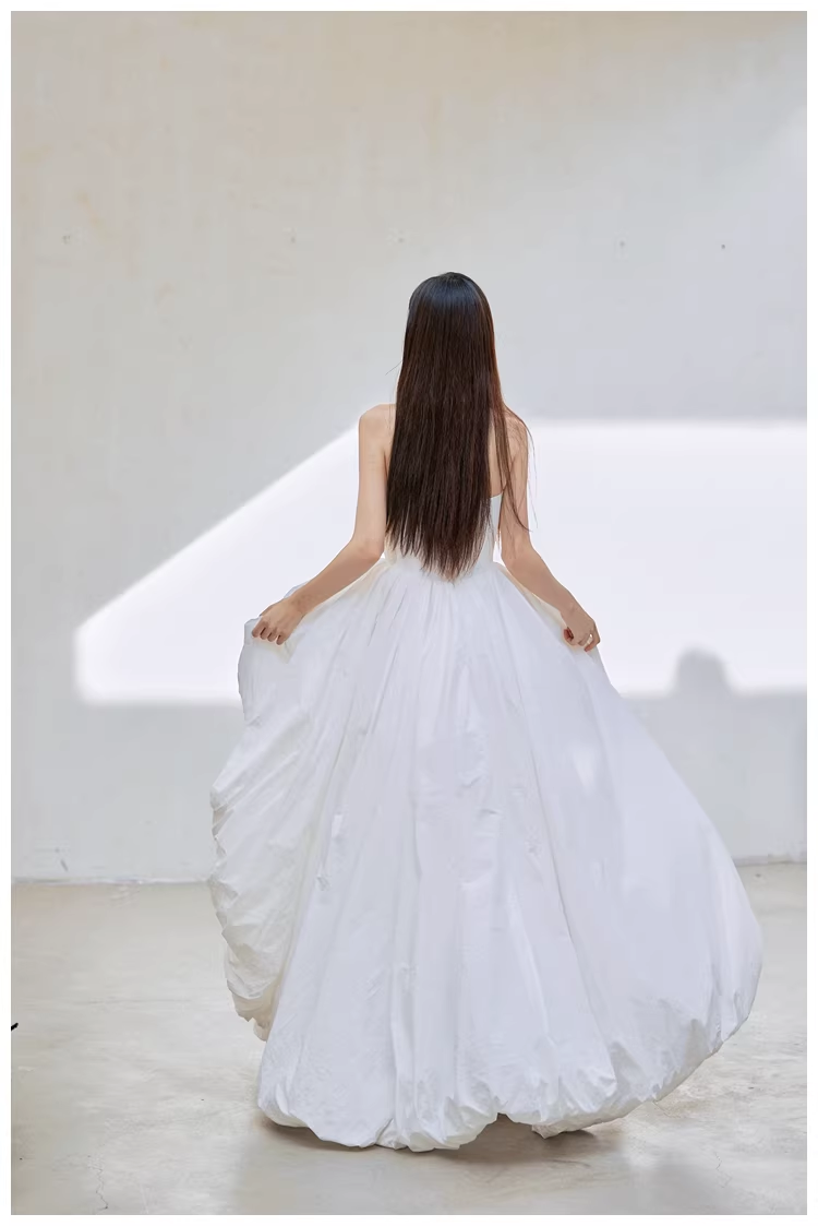 Charming Strapless White Satin Pleated Puff Birthday Party Dress Formal Prom Dresses