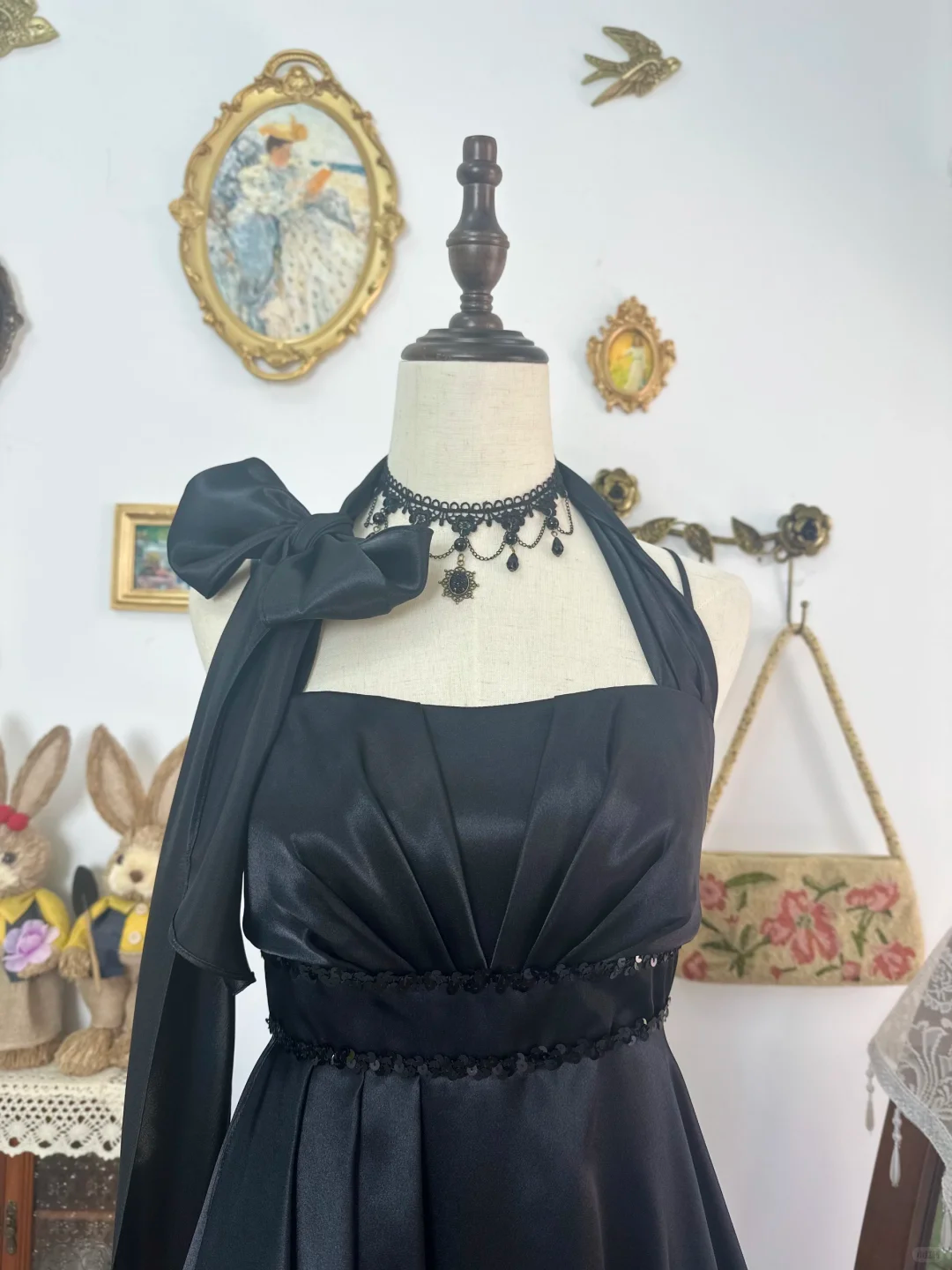 Vintage Black Halter Satin Formal Homecoming Dress Short Party Dress