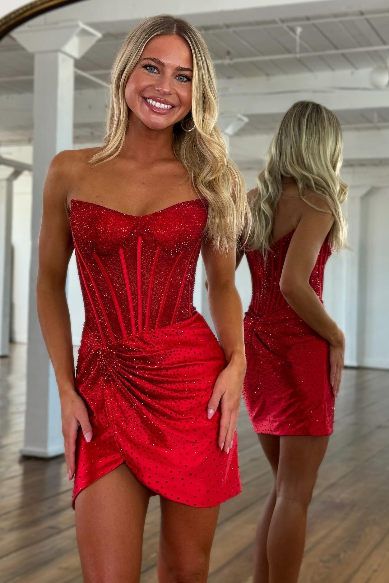 Dazzling Sheath Strapless Gold Corset Homecoming Dress with Beading