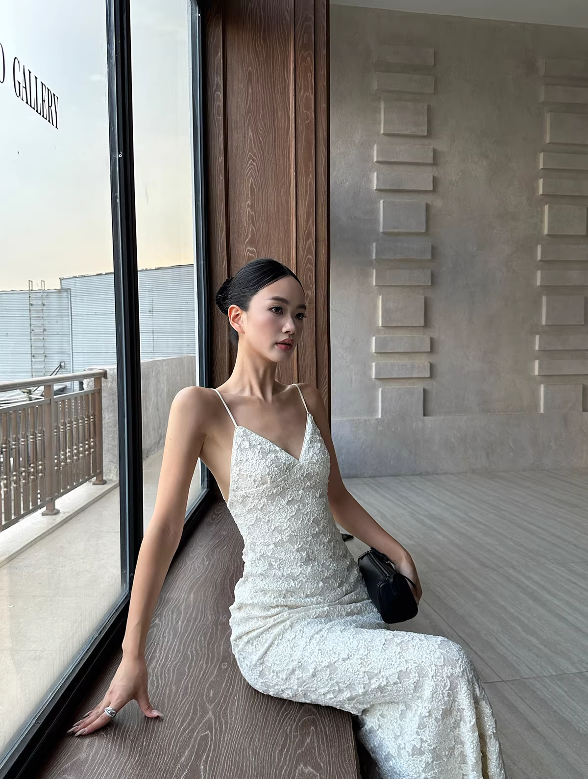 Pretty Spaghetti Straps V Neck Off White Lace Sequin Mermaid Long Evening Dress Formal Wedding Guest Dress