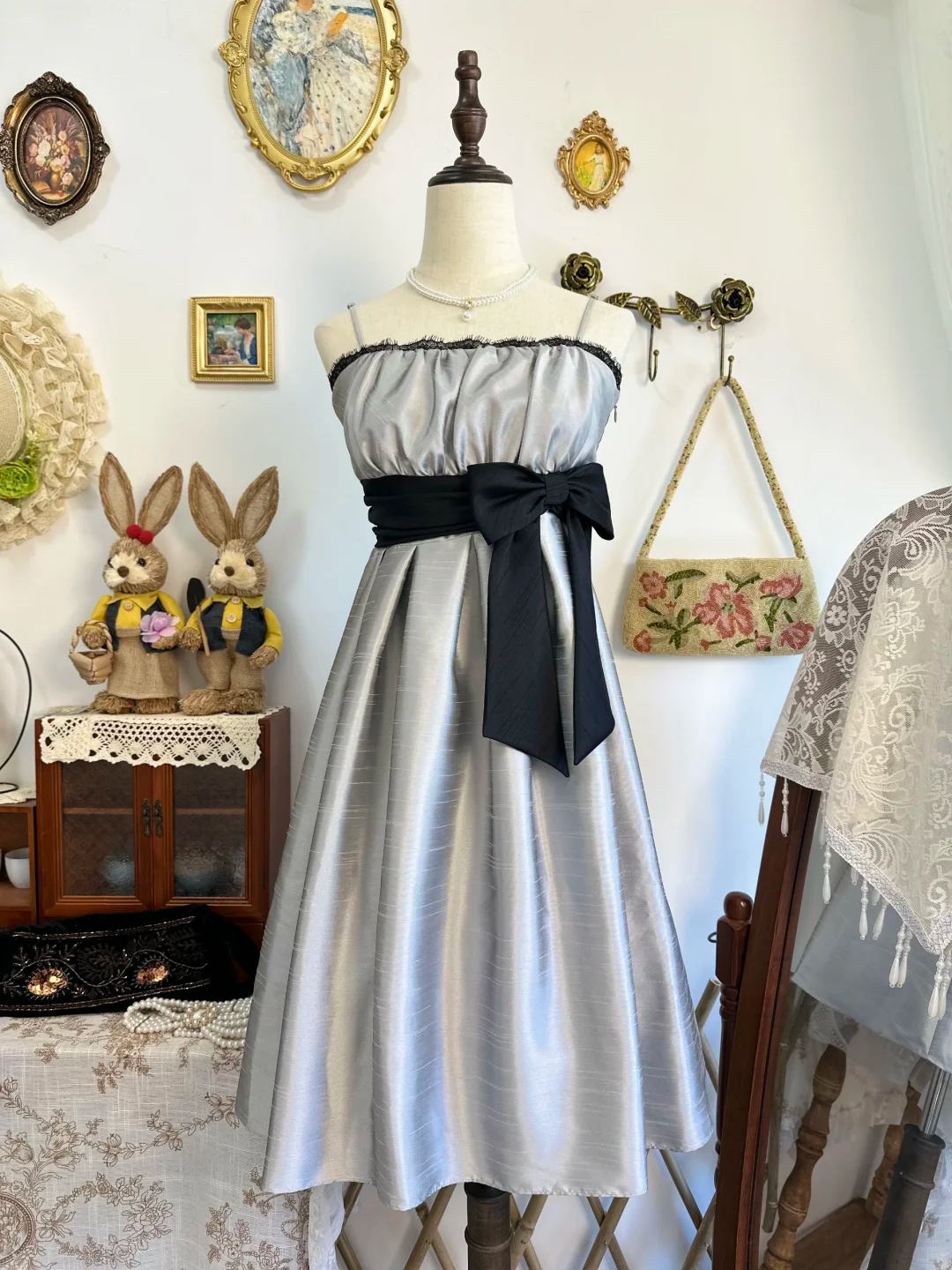 Vintage Silver Gray Satin A Line Short Prom Formal Graduation Homecoming Dress With Bow