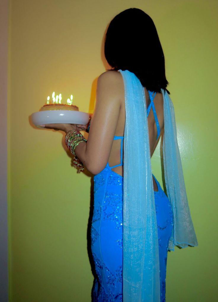 Gorgeous Spaghetti Straps Blue V Neck Chiffon Sequin Beaded Mermaid Evening Dress Long Prom Dresses With Ribbon