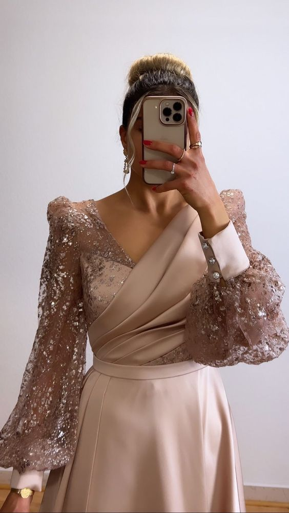 Champagne Evening Dress For Wedding Party V-Neck Satin Glitter Prom Dress Long Puffy Sleeves