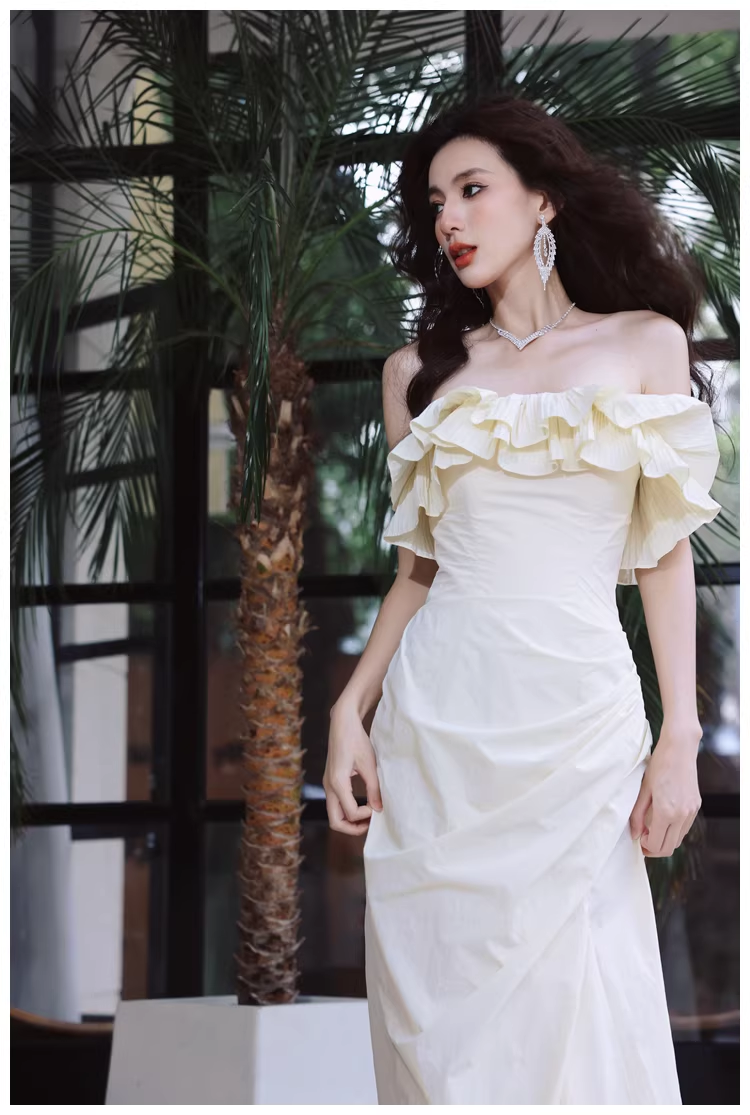Elegant Beige Strapless Satin Pleated Mermaid Slit Long Evening Dress Birthday Party Dress With Bow