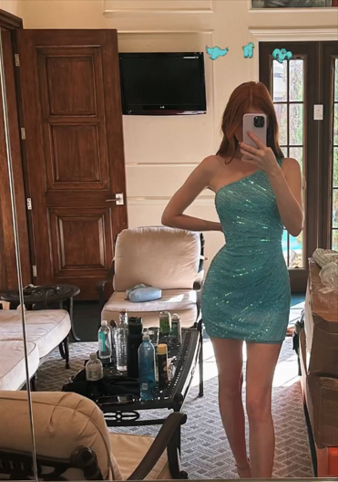 Sexy One Shoulder Sequin Sheath Cocktail Dress Short Prom Dress Homecoming Dress