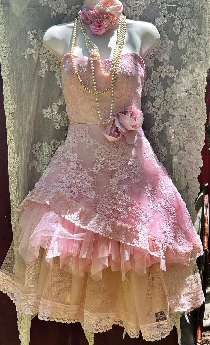 Elegant Strapless Tulle Lace Pink Short Prom Dress Formal Graduation Homecoming Dress