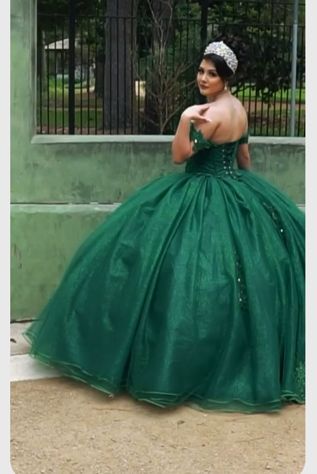 Green Off the Shoulder Quinceañera Dress Sweet 16 Dress Lace-up Ball Gown