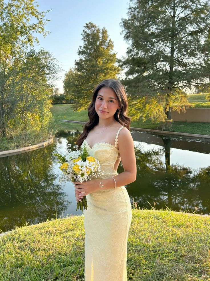Elegant Sweetheart Neck Yellow Lace Sheath Evening Dress Backless Long Party Evening Dress