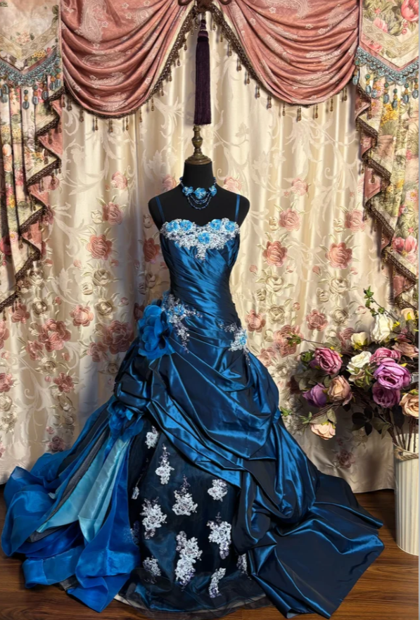 Pretty Blue Spaghetti Straps Satin Pleated Appliques Beaded Mermaid Evening Dress Long Prom Dress