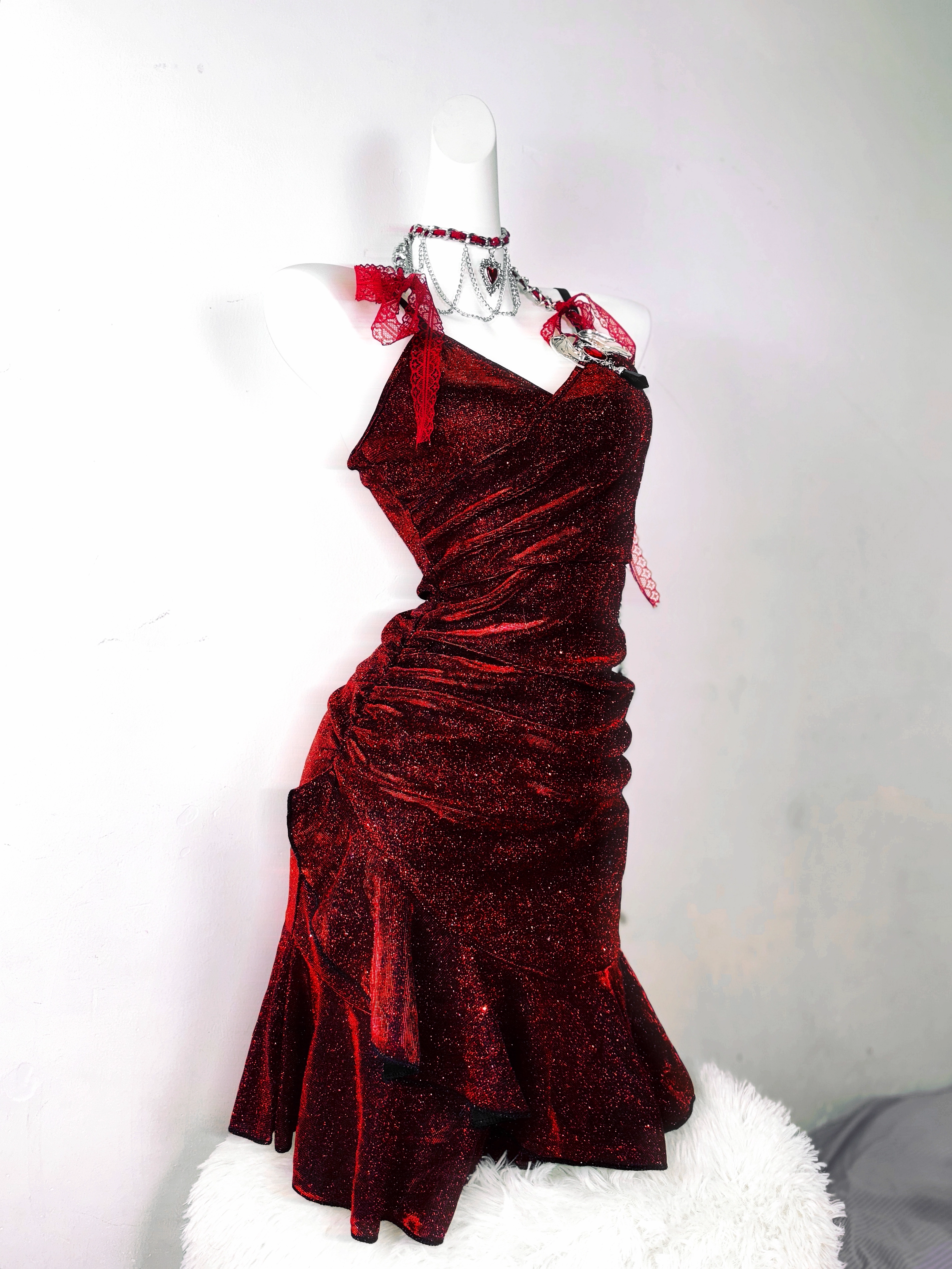Glitter Spaghetti Straps Burgundy Ruffle Short Birthday Outfits Cocktail Dress Formal Homecoming Dress