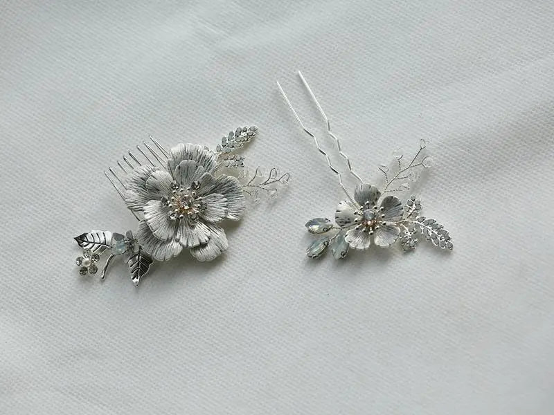 Bridal Hair Jewelry Flower Leaf Hair Combs Silver Color Head Pieces Rhinestones Hairpins For Women Brides Wedding Accessories
