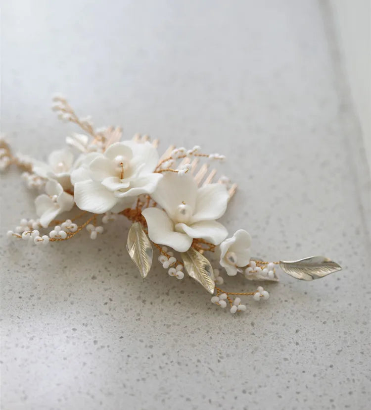 Porcelain Flower Leaf Hair Combs Clips Pearls Beaded Hairpins For Brides Women Headpieces Bridal Jewelry Wedding Accessories