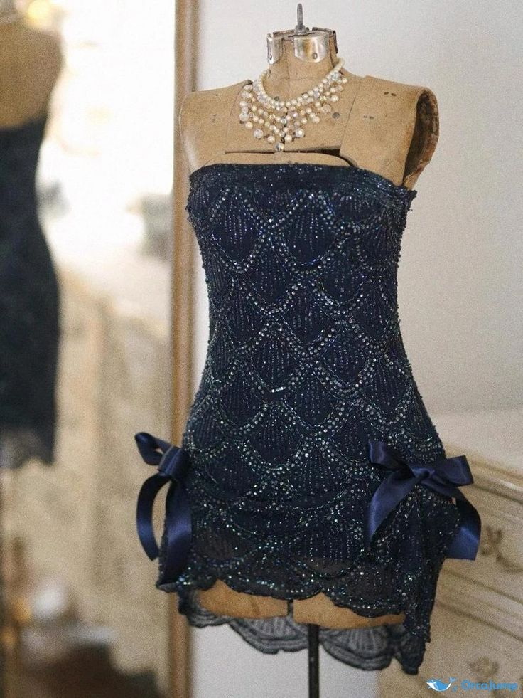 Vintage Strapless Sequin Beaded Cocktail Dress Champagne Sheath Grade Homecoming Dress Birthday Outfits