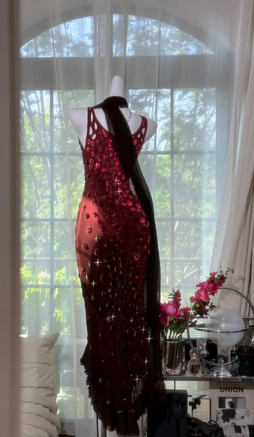 Vintage Burgundy Chiffon Beaded Mermaid Long Party Dress Evening Dress With Ribbon