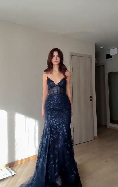 Vintage V Neck Navy Blue Spaghetti Straps Mermaid Prom Dress Long Party Dress