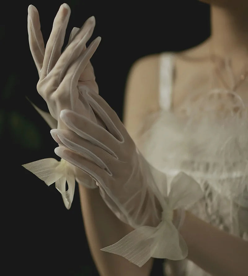 Lace Short Bridal Gloves bowknot Wristband Wedding Glove For Women Girl Party Evening Dress Jewelry Bride Accessories