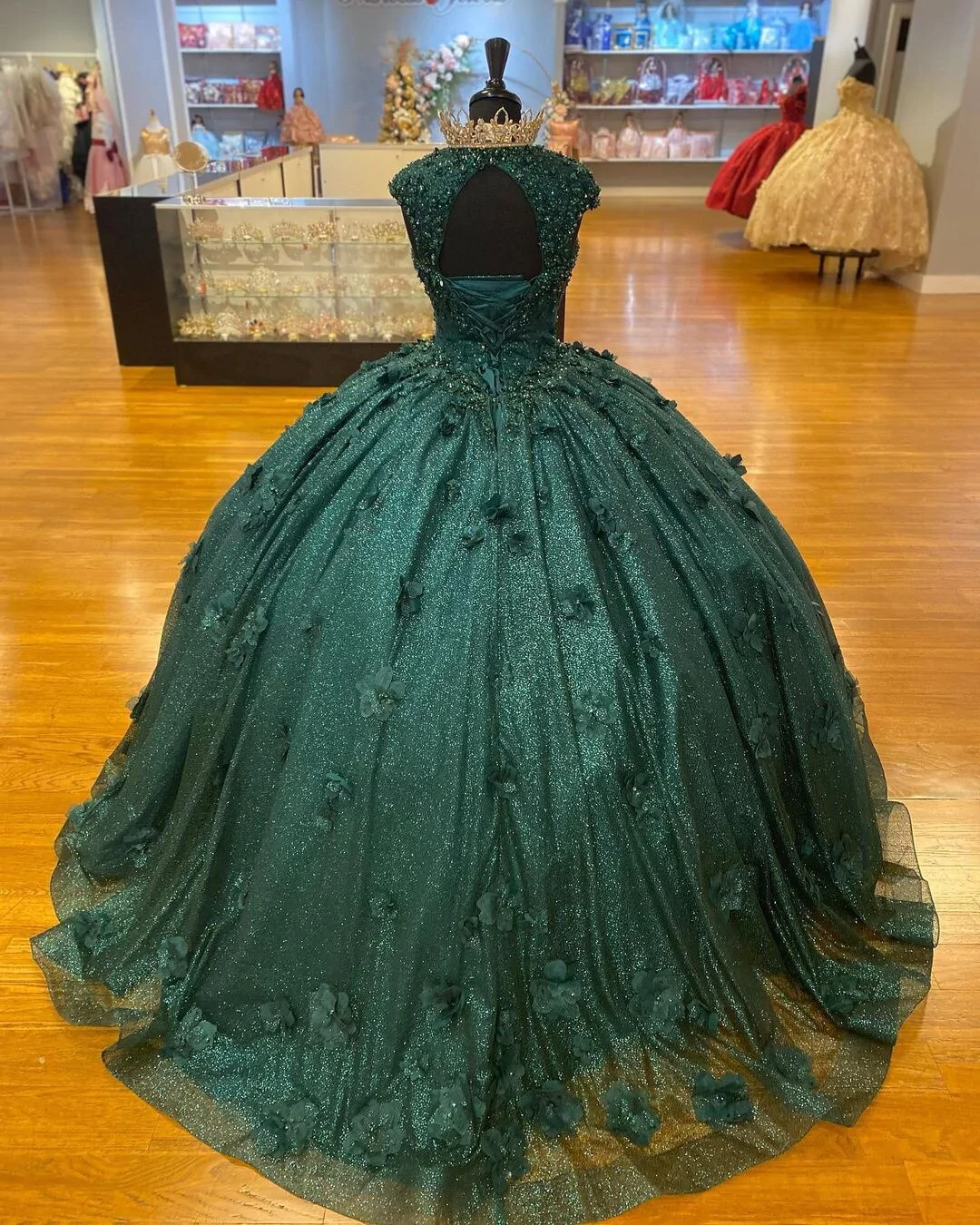 Green Princess Ball Gown Quinceanera Dresses Sweet 15 Party 3D Flowers Lace Applique Crystal Beads Sequin Birthday Gowns