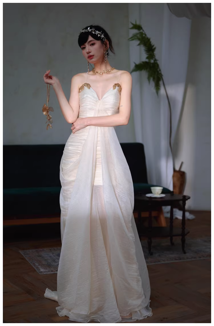 Charming Spaghetti Straps Light Apricot Chiffon Pleated Mermaid Long Evening Dress 18th Birthday Outfits