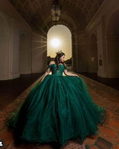 Emerald Green Quinceanera Dresses Sweet 16 Dress Charming Birthday Dress
