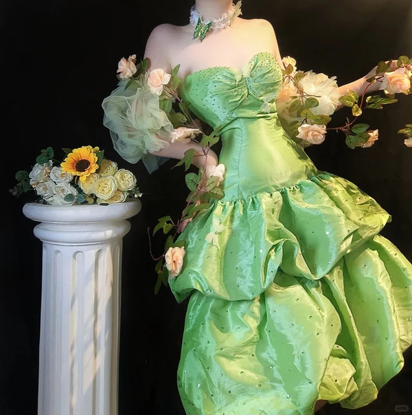 Classy Green Sweetheart Neck Satin A-Line Short Homecoming Dress Birthday Outfits