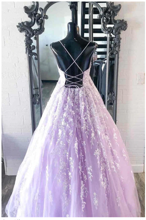 Elegant Straps Lace Appliques Lavender Prom Dress