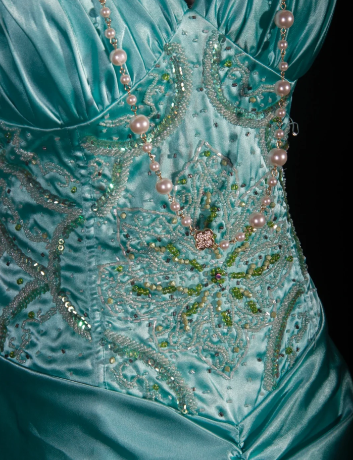 Classy V Neck Green Satin Beaded Mermaid Evening Dress Long Birthday Party Dress