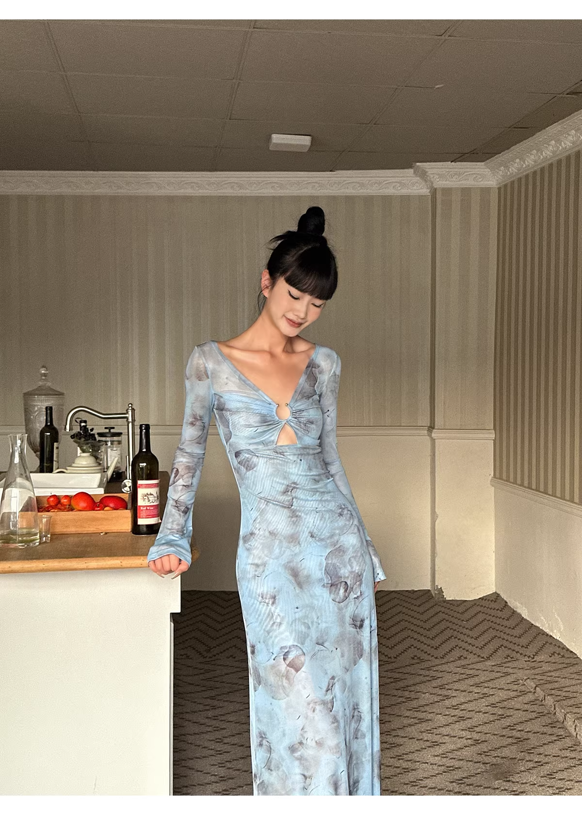 Charming V Neck Blue Lace Sheath Long Evening Dress Formal Wedding Guest Dress