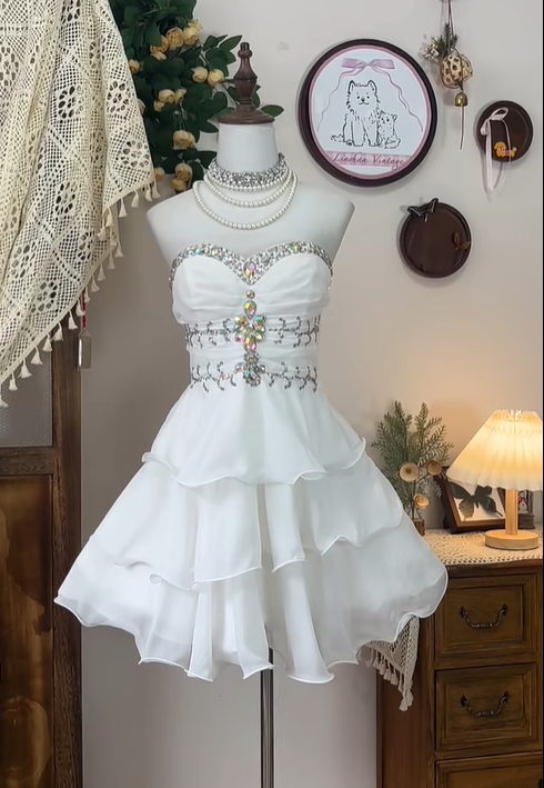 Vintage Strapless White Chiffon Beaded Short Birthday Dress Homecoming Dress