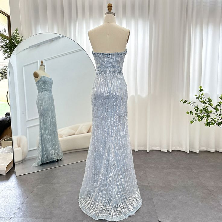 Light Blue Pearls Luxury Dubai Evening Dresses Elegant Strapless Formal Prom Gowns