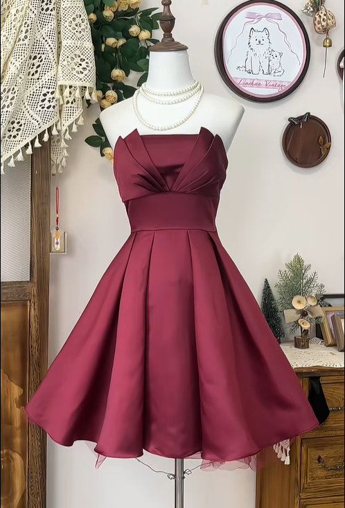 Vintage Burgundy Strapless A Line Short Homecoming Dress Cocktail Dress