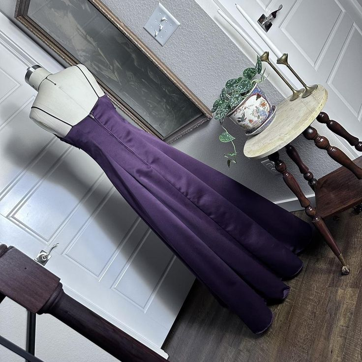 Elegant Purple Spaghetti Straps Satin Long Wedding Guest Dress Formal Birthday Party Gown