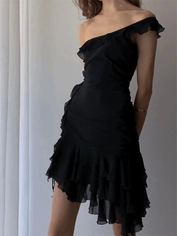 Classy Sleeveless Irregular Ruffles Chiffon Short Party Dress Red One Shoulder Graduation Homecoming Dress