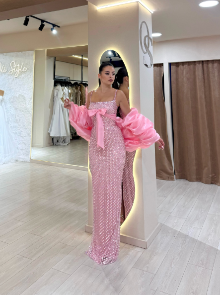 Gorgeous Spaghetti Straps Pink Sequin Beaded Mermaid Evening Dress Long Party Dress