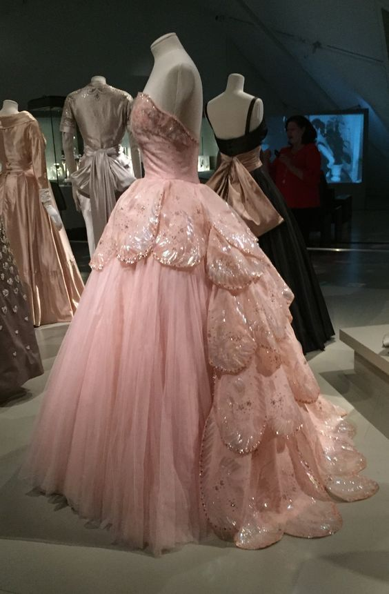 Pink Sweetheart Layered Tulle Lace Ball Gown Prom Dress