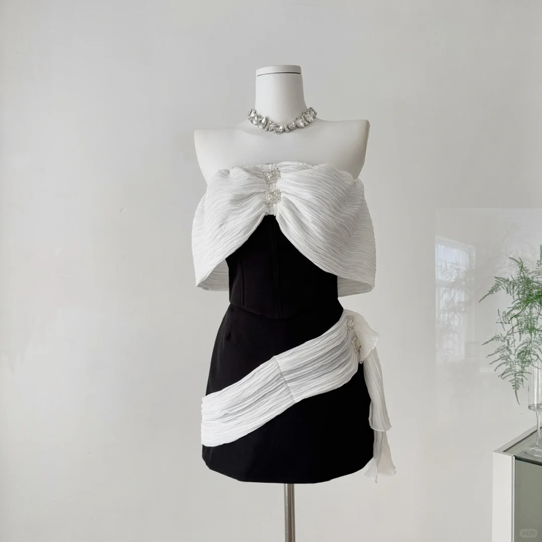 Elegant Black Off The Shoulder Short Homecoming Dress Vacation Dress Birthday Outfits
